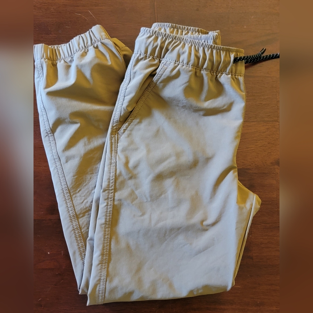 8 Piece Lot Of Boys Bottoms Size Medium/Large